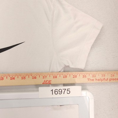 専用⑳ Nike Casual Crew Neck Short Sleeve Shirt Womens Size Medium M