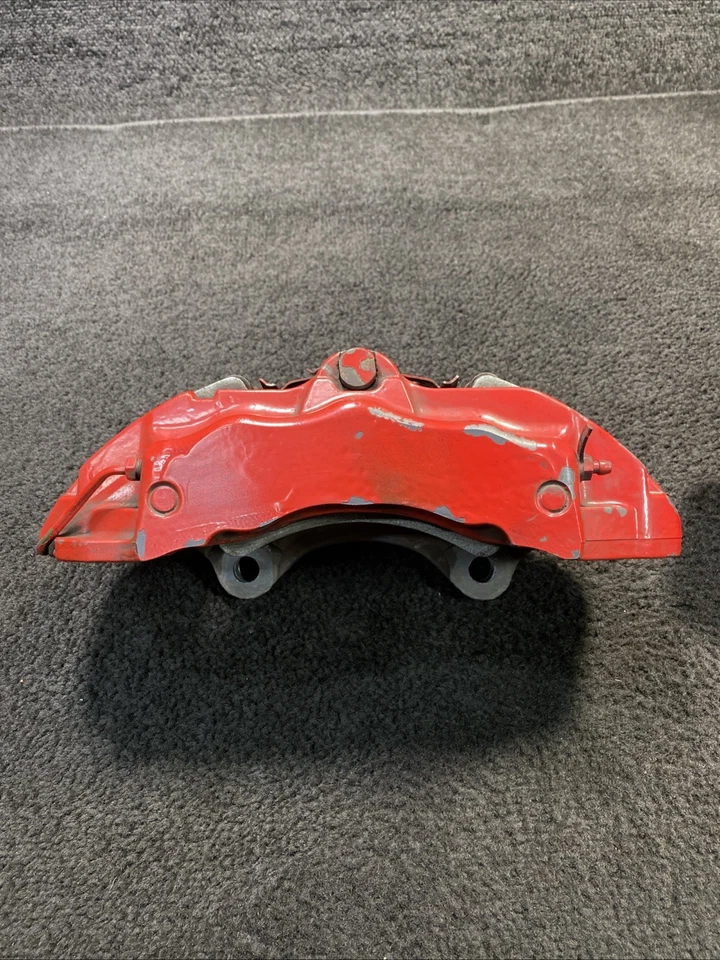 Juego de pinzas de freno delanteras Brembo Volkswagen Touareg Porsche Cayenne 2004-2010 OEM Foto 2 de 4