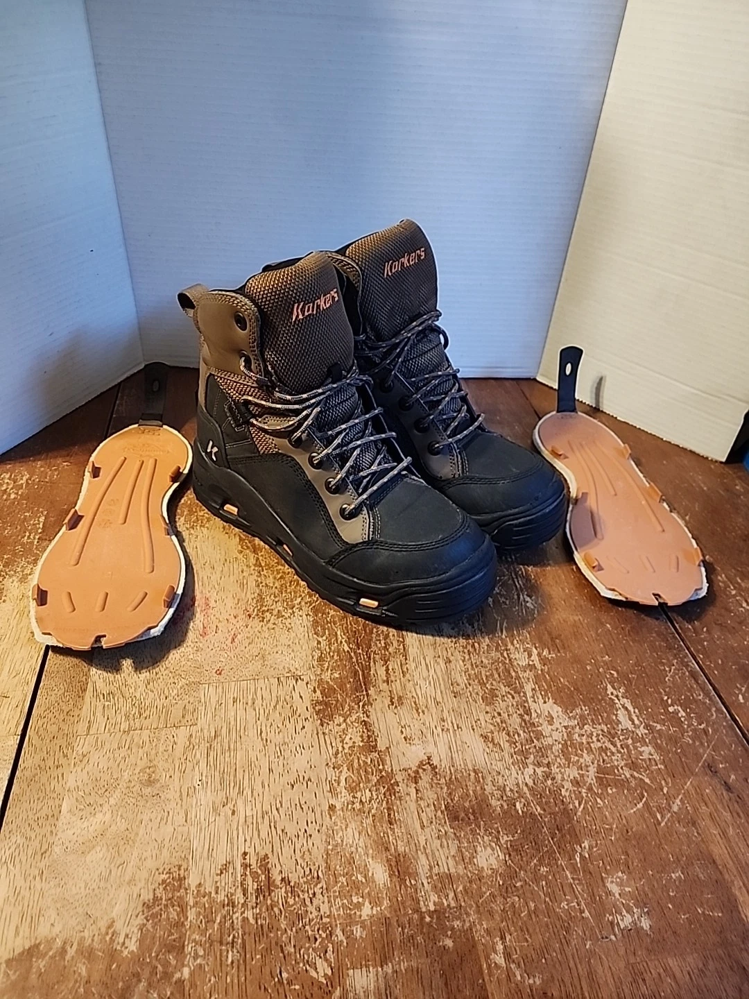 Korkers Buckskin Wading boots Kling-On Two Sets Heel lock Wading EUC Mens Size 9