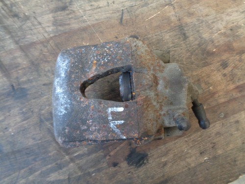 VW Golf VI 6 5K Bremssattel Links Vorne 1K0615123D 1.6 TDI 66kW CAY 99373