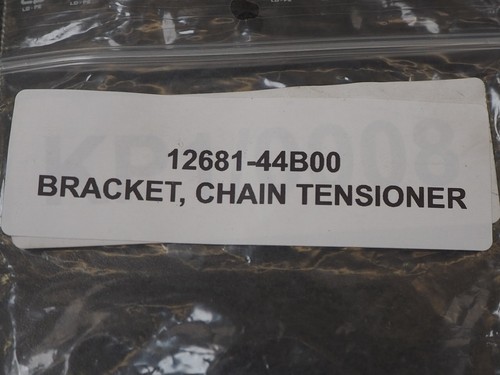 SUZUKI DR750 1988 12681-44B00 BRACKET CHAIN TENSIONER 12798 - Picture 3 of 4