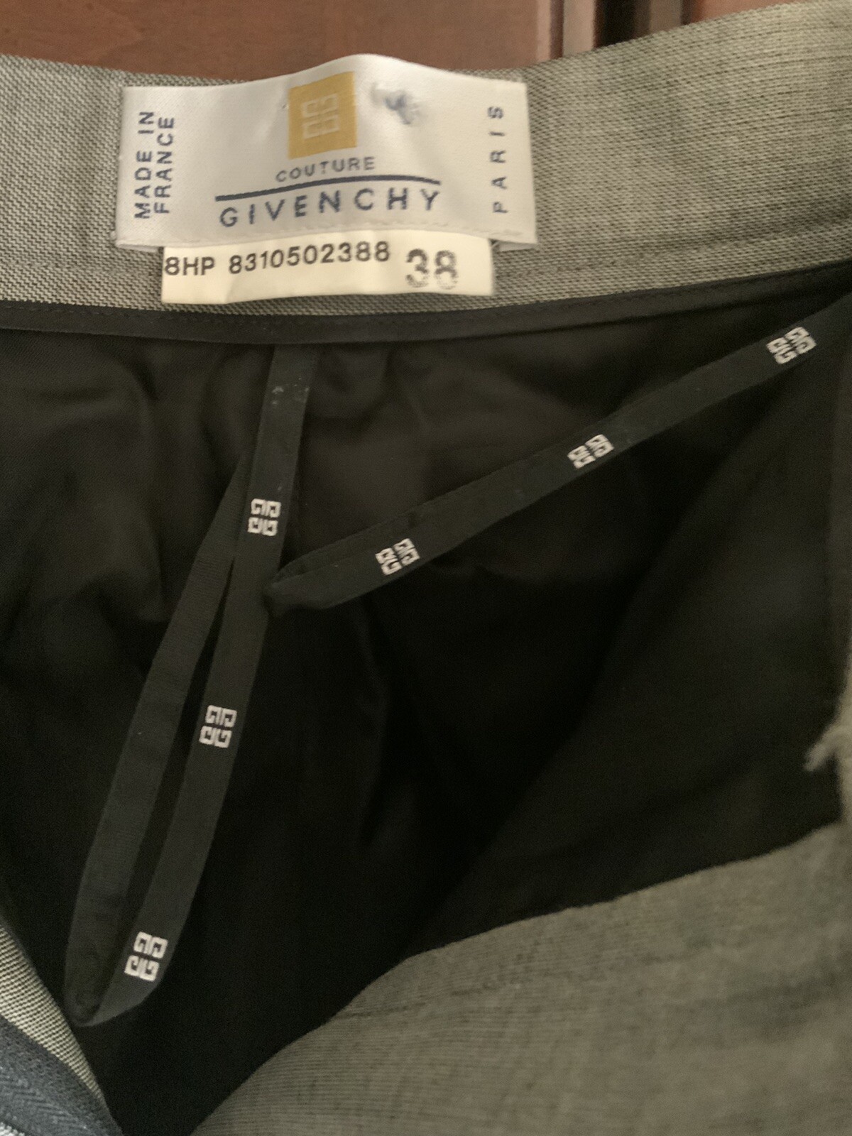 Preowned Couture GIVENCHY VintageWomens 2pc.Suit,… - image 10