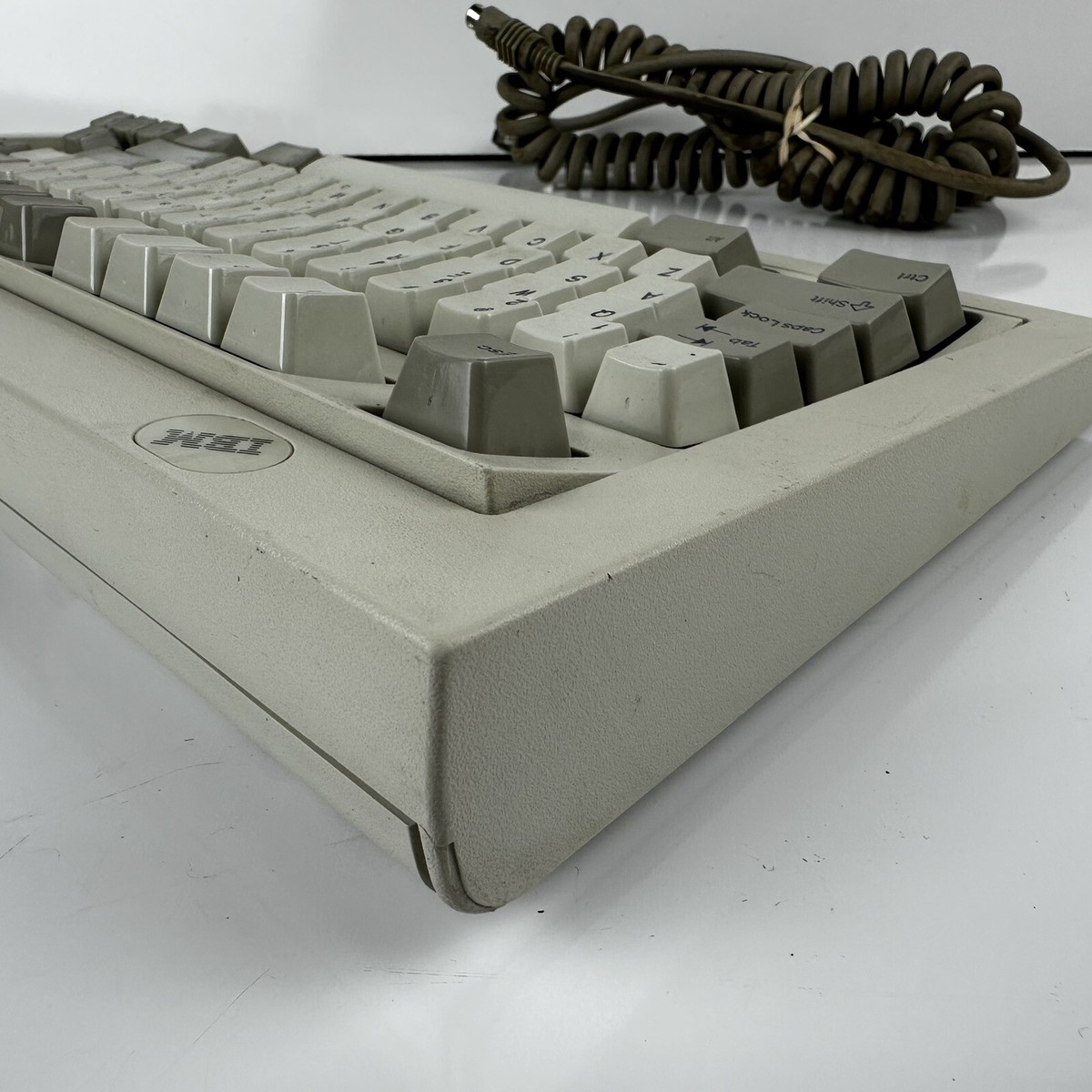 IBM Model M 1391472 SSK Space Saver Compact PS/2 Clicky Keyboard 2