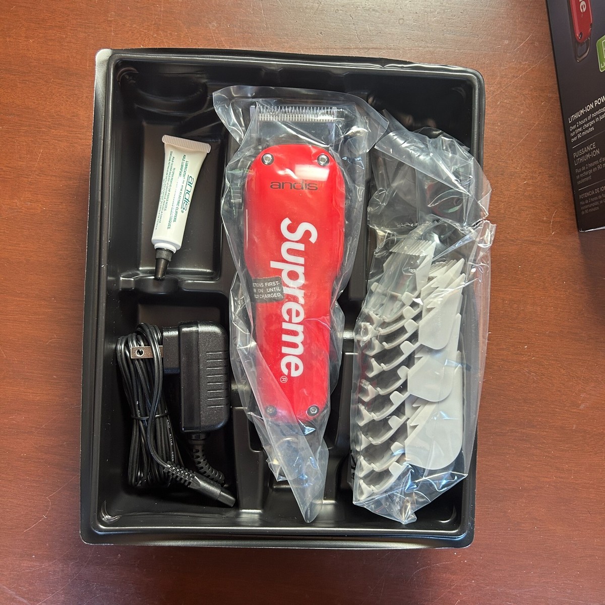 supreme Andis Cordless USPRO Li メンズシェーバー supreme Andis Cordless USPRO Li メンズシェーバー Supreme