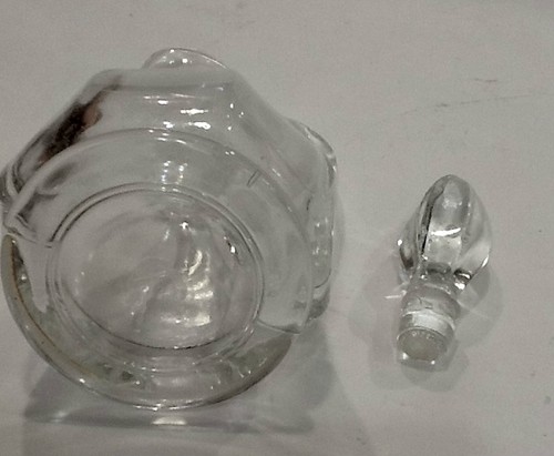 CRUETA DE CRISTAL/VIDRIO PESADO VINTAGE CON TAPÓN 7" DE ALTO - Imagen 4 de 5