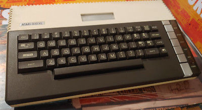 Atari 800 XL Atari 8-bit Computer + Netzteil/TV kabel works CLASSIC 8-bit xl 109