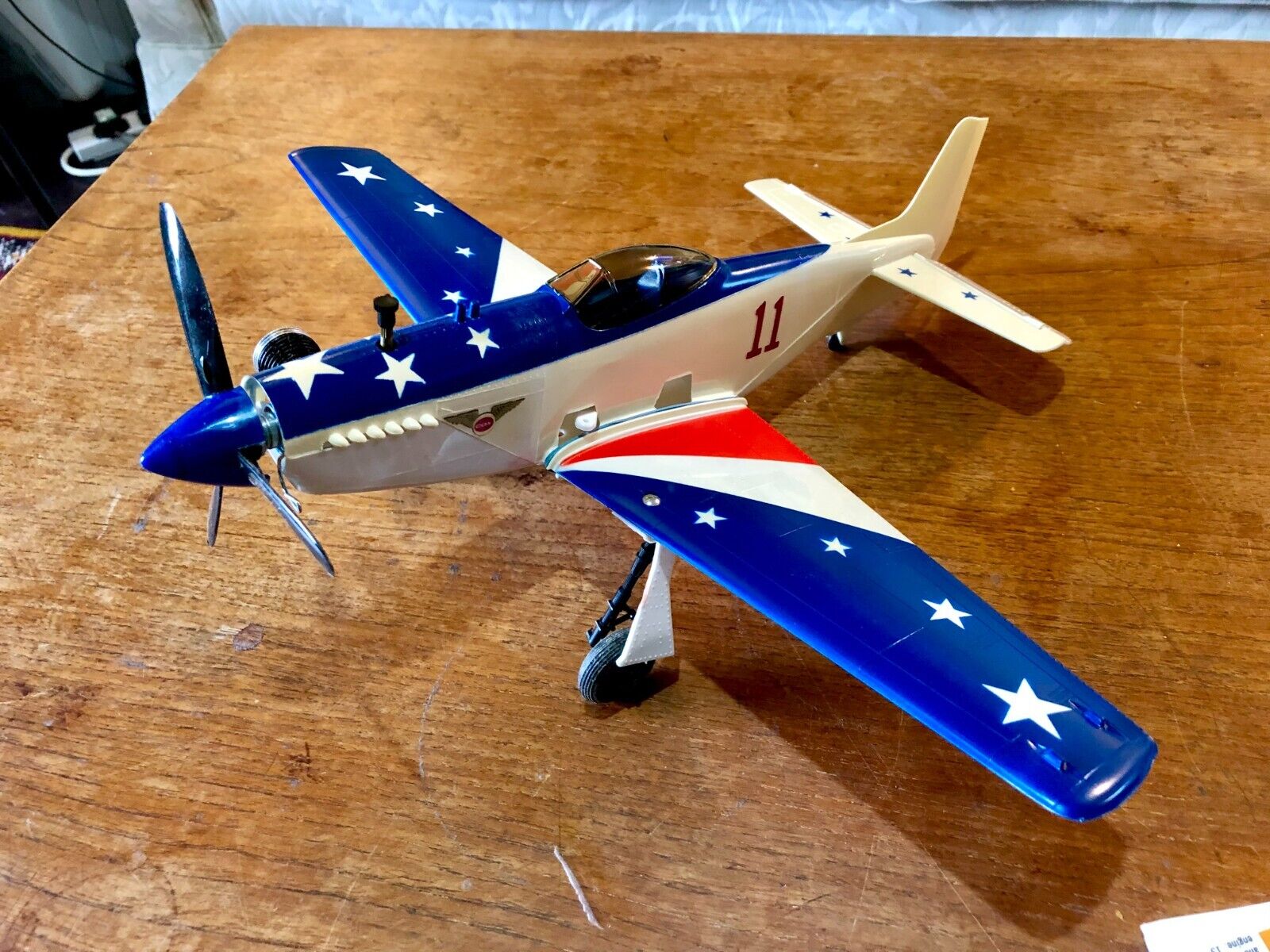 Picture 2 of 11