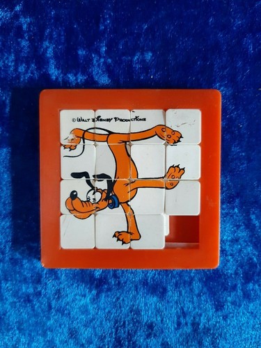 *WD1 Vintage Walt Disney Gioco dei 15 Pluto gadget promo Topolino puzzle game - 第 1/5 張圖片