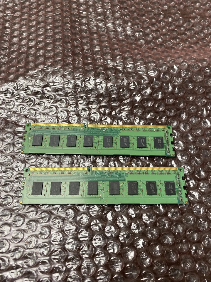 8GB (2x4GB) PC3-12800U DDR3-1600MHz 2Rx8 Non-ECC Micron MT16JTF51264AZ-1G6K1 - Image 3 of 4