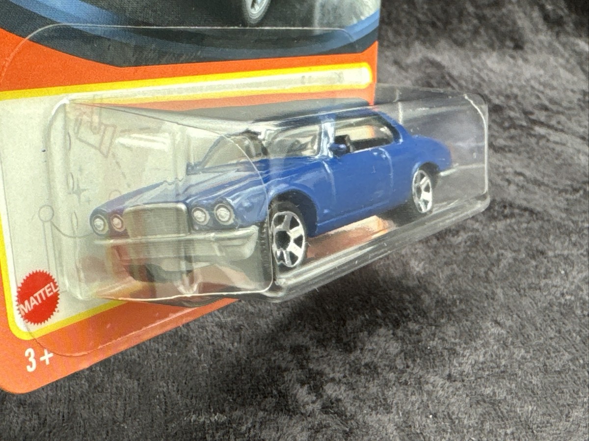 Matchbox 2024 MBX Team Jaguar 58/100 Blue 1977 Jaguar XJ6C Matchbox 2024 MBX Team Jaguar 58/100 Blue 1977 Jaguar XJ6C