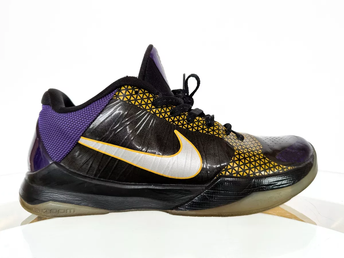 NIKE KOBE Ⅴ POP Away、KOBE Ⅵ Playoffs