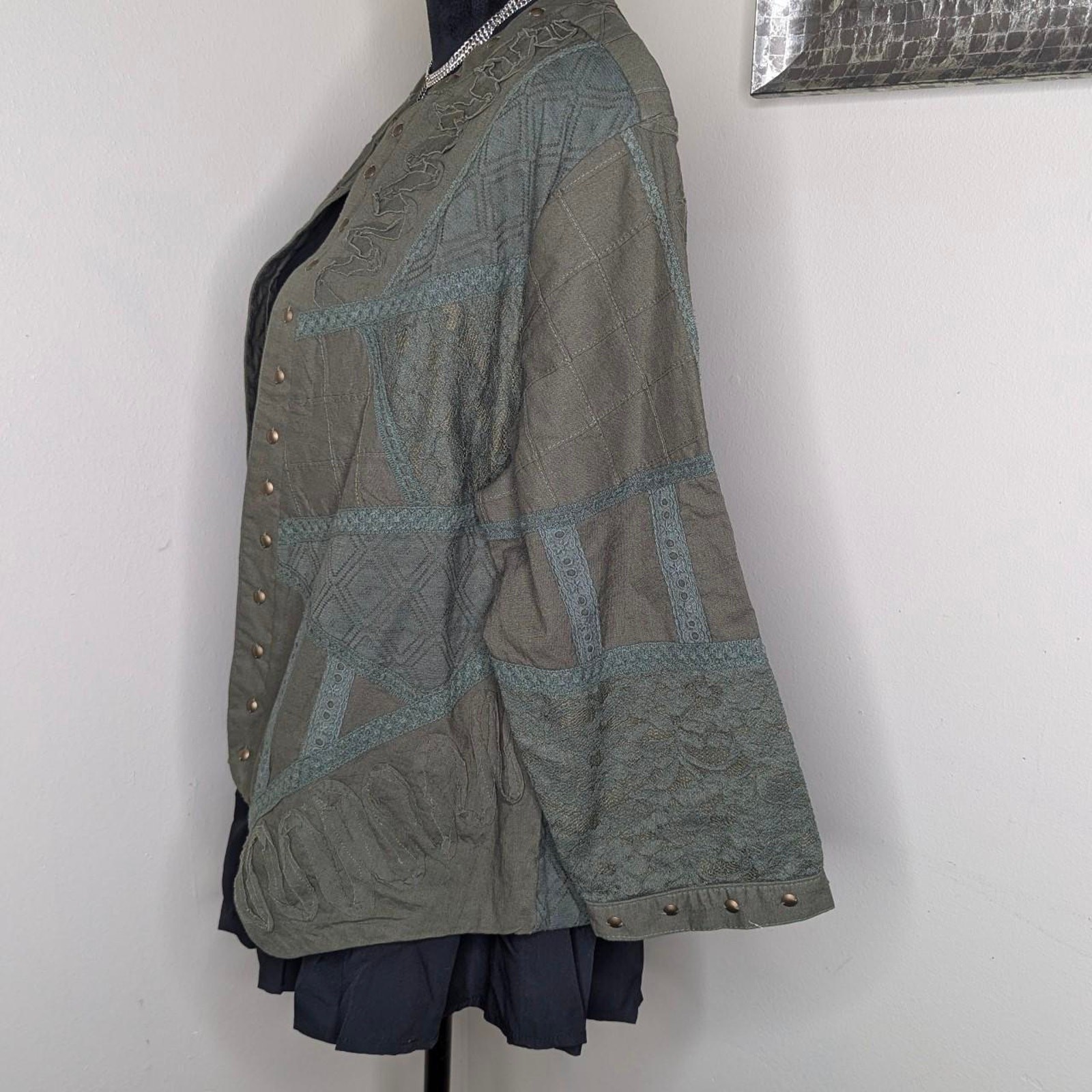 olive green patchwork jacket XL - image 4