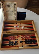 Vintage Miniature Magnetic Travel Backgammon Set Wood Pocket Game Complete