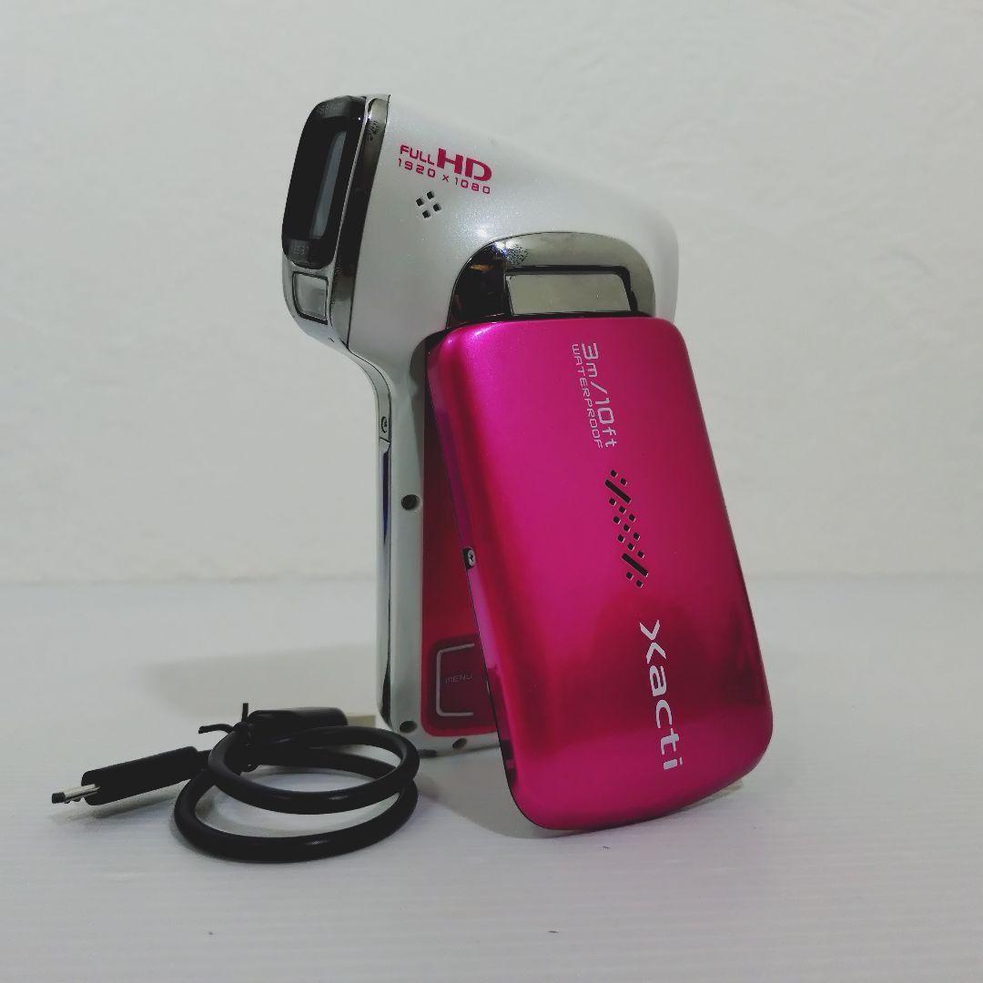 SANYO DMX-CA100 Xacti Waterproof Digital Camera Camcorder