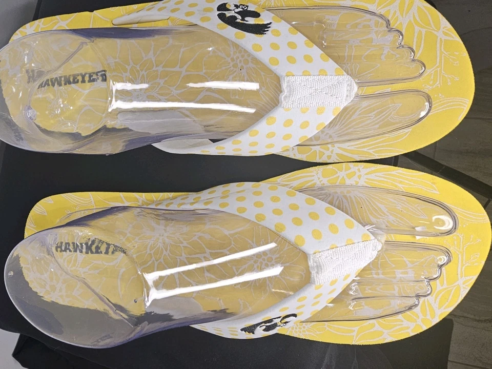 Iowa Hawkeyes Women's Yellow Polka Dot Flip-Flops – Size XL (11/12) Foto 4 de 4