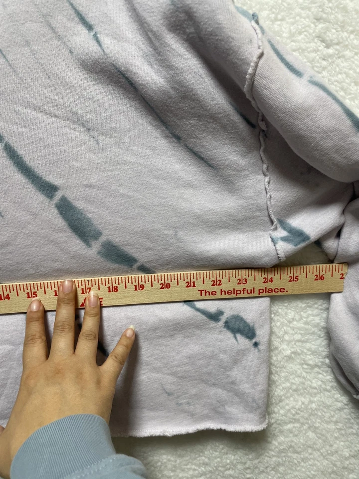 Sudadera corta WILFOX Tie Dye talla S acogedora cómoda estilo cuello redondo dobladillo crudo Foto 4 de 4