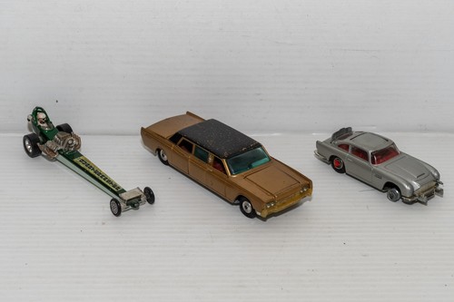 Lote de trabajo 12 x coches Corgi vintage usados para jugar y vehículos comerciales repuestos/reparaciones - Imagen 18 de 21