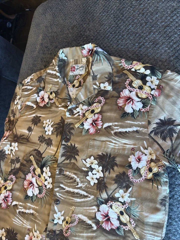 Vintage Hilo Hattie Hawaiian Shirt Floral Guitar Trees Island Print Mens Medium - Image 2 of 4