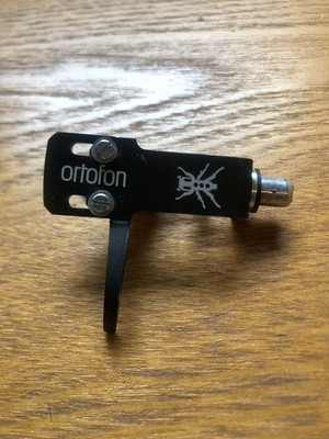 Ortofon OM Pro S premounted on headshell