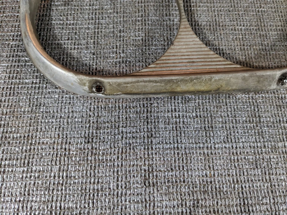 Bisel de faros Nash Rambler 1957 Foto 4 de 4