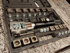 Mac Tools Universal Hydraulic Flaring Tool Kit