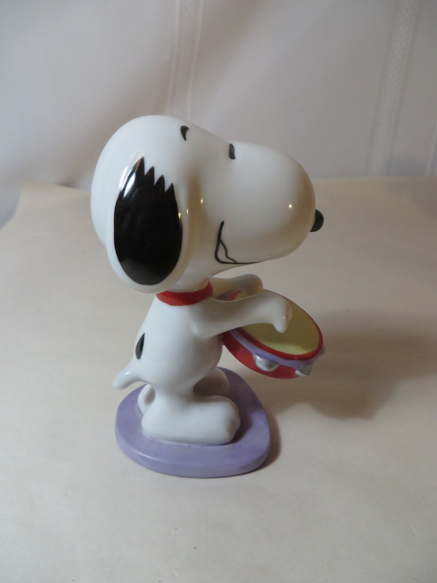 UFS, INC CHARLIE BROWN PEANUTS CERAMIC SNOOPY FIGURINE #3 | eBay