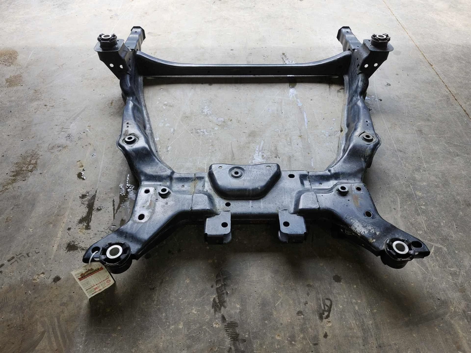 Subchasis travesaño delantero Ford Fusion 2013-2020 pieza original OEM HG9Z5C145C Foto 4 de 4