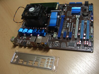 ASUS M4A79XTD EVO motherboard w/ AMD Phenom II X4 965 3.4Ghz CPU and 16.0GB DDR3