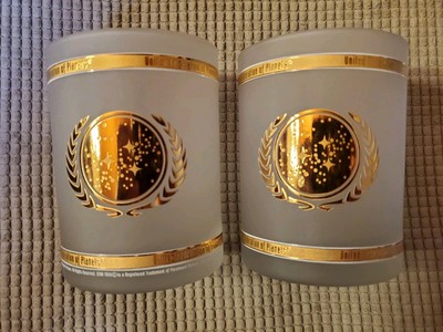 Paramount Star Trek United Federation Of Planets Set of 2 Frosted 4'' Glass 1994