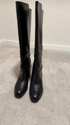 Tods boots women 39 Size ( But more fits for 38,5)