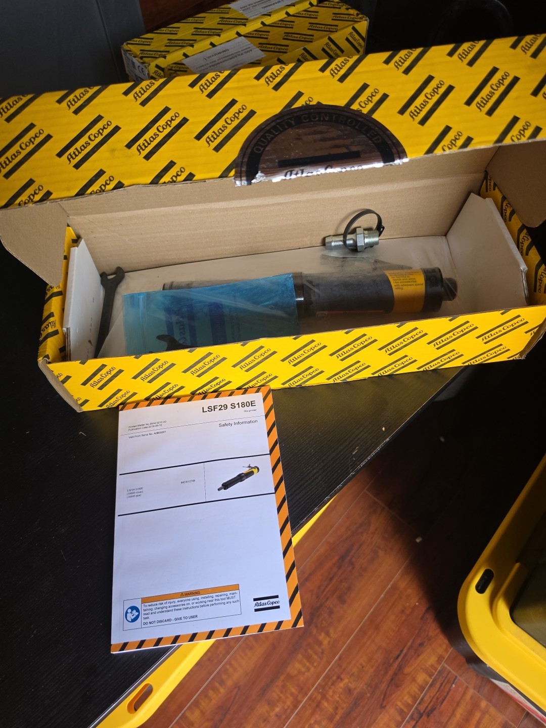 Atlas Copco LSF29 S180E pneumatic straight extended die grinder