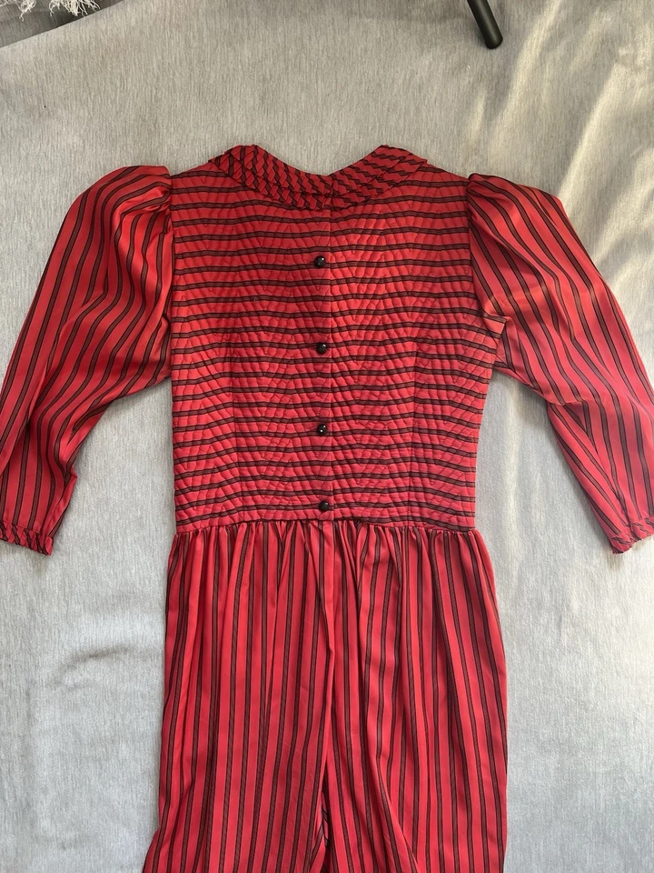 Винтажный Patti Cappalli красный черный в полоску комбинезон Puff рукав бант шеи со складками - Изображение 4 из 4