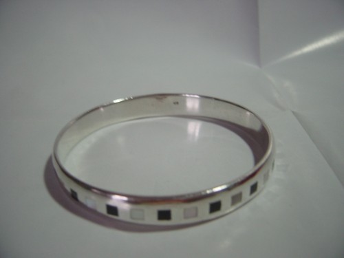Vintage Very Solid Silver Unusual Bangle-7.5" Beautiful Onyx & Mother of Pearl - Picture 3 of 12