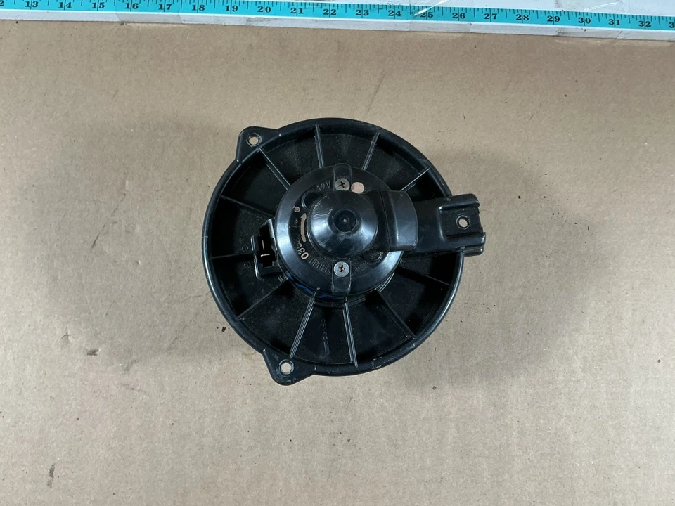 Mazda Miata 1999-2005 calentador de aire acondicionado soplador motor 615-58257 fabricante de equipos originales Foto 3 de 4