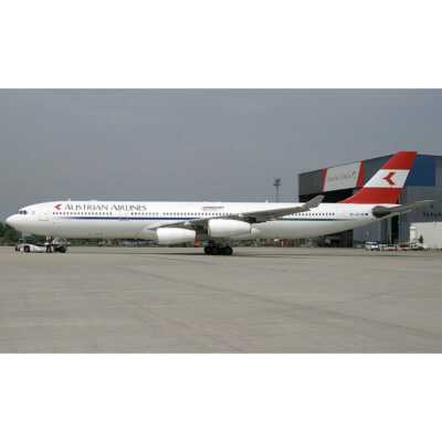 1:400 Phoenix Austrian Airlines Airbus A340-300 Airplane Diecast Aircraft Model