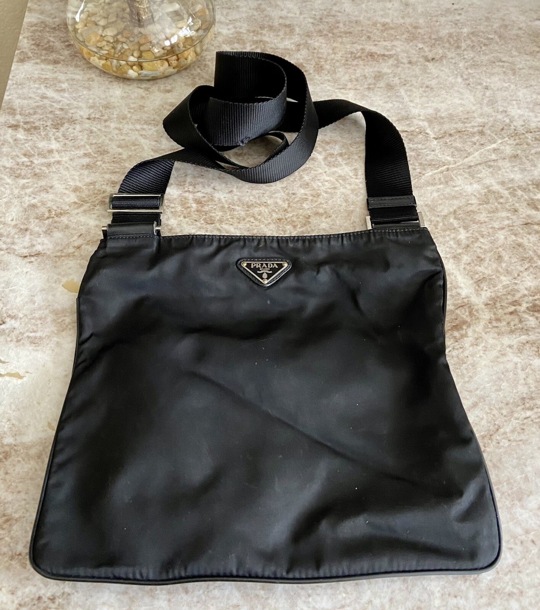 🖤 PRADA NYLON FLAT TESSUTO CROSSBODY MESSENGER BAG-BLACK 🖤 PRADA NYLON FLAT TESSUTO CROSSBODY MESSENGER BAG-BLACK
