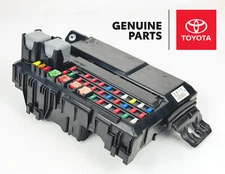 Lexus LS460 LS600h Fuse Relay Engine Room Junction Block 82720-50081 USED OEM