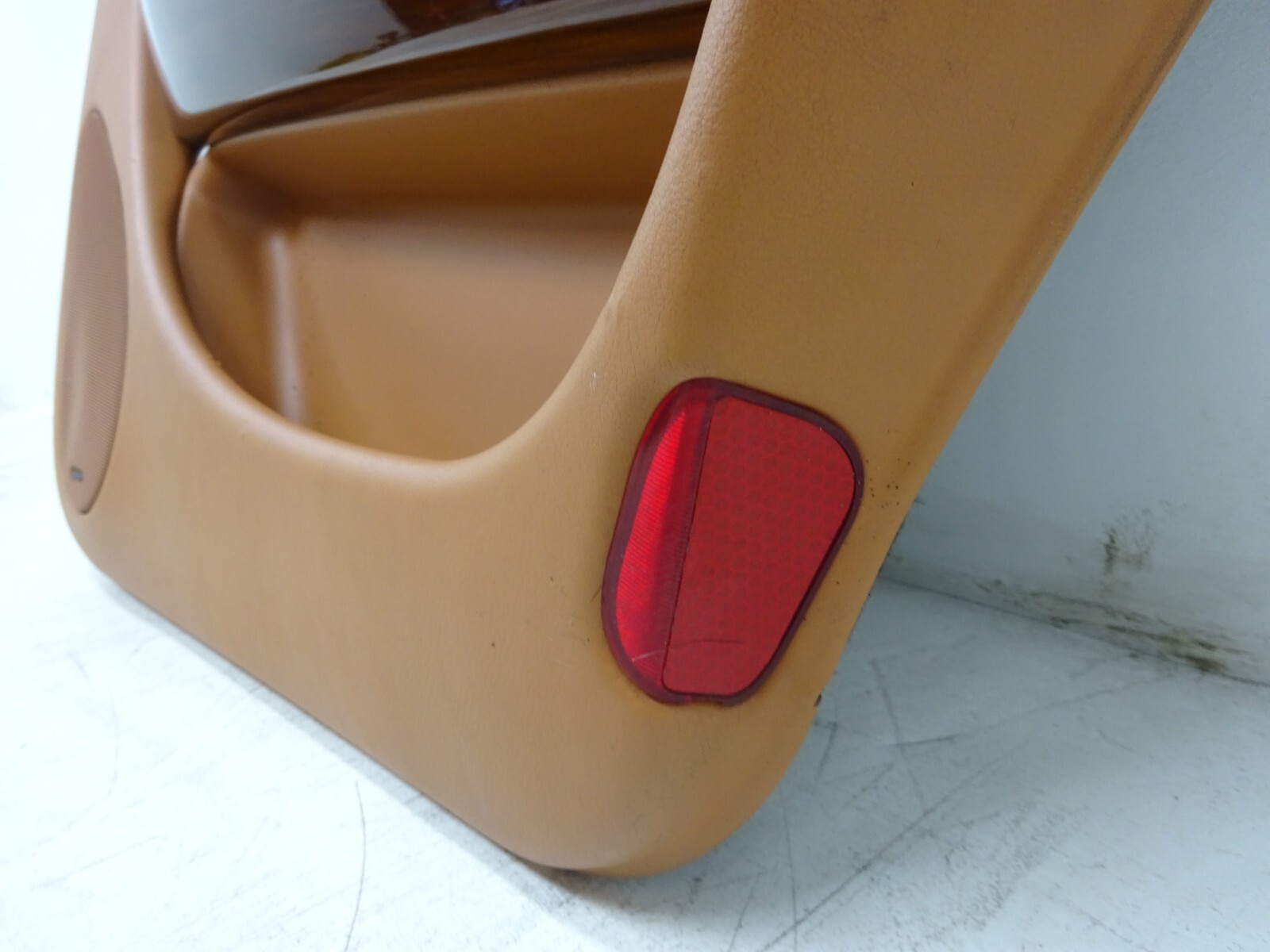 2003-2008 Maserati Quattroporte M139 Rear Right Door Panel Brown OEM DE2209134