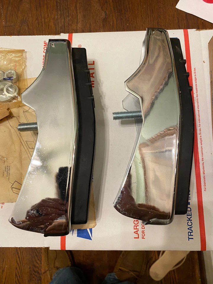 NOS 1970 Ford Galaxie XL LTD Rear Bumper Guards D0AZ-17984-A - Image 4 of 4