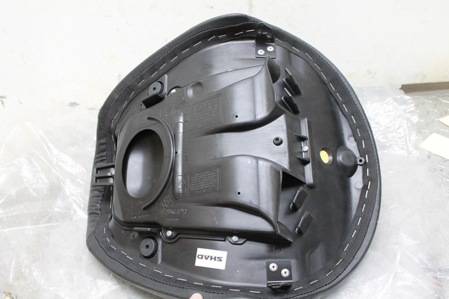 triumph thunderbird seat