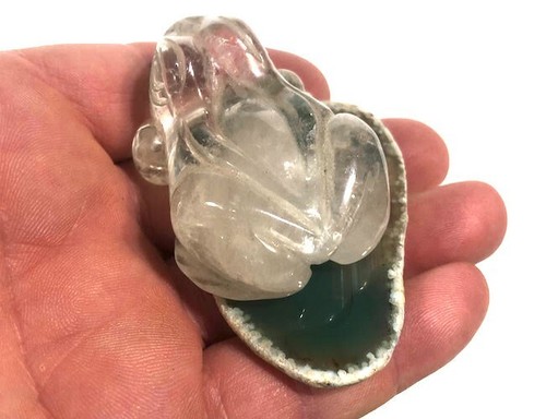 Lovely Quartz Crystal Frog on Green Agate Slice - tb - Picture 6 of 8