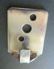 ✅🔥🧯1-CHROME UNIVERSAL WALL MOUNT 2 ½-5lb. SIZE FIRE EXTINGUISHER BRACKET NEW