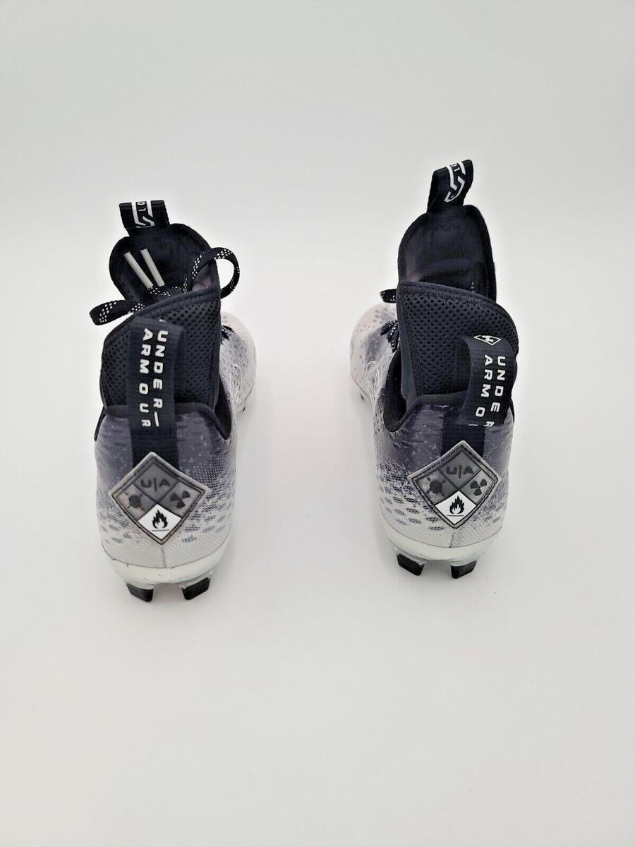 Under Armour Spotlight Lux MC 2.0 Football Cleats Black  display picture 2