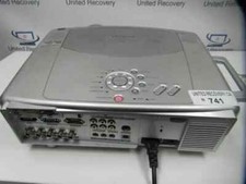 HITACHI CP-X880 AV PROJECTOR WITH AUTOFOCUS