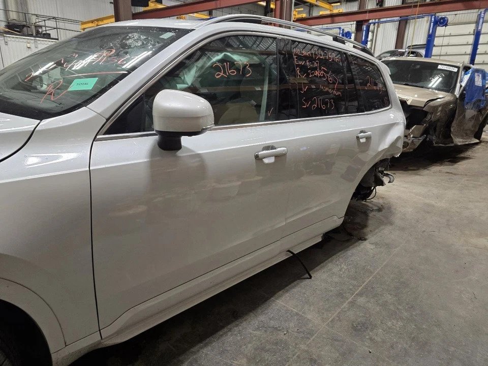 16 - 20 VOLVO XC90 Radio E832976 - Image 2 of 4