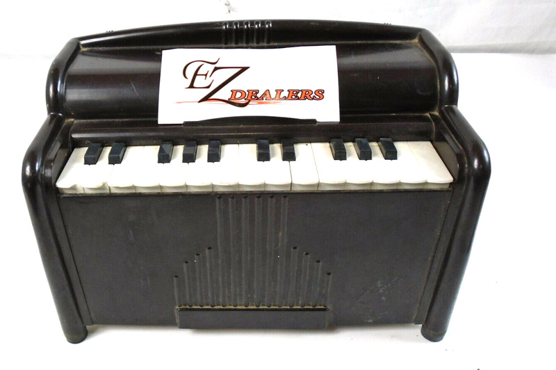 Vintage Magnus 1510 Table Top  Electric / Air Organ 1950's Working Condition