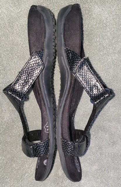 archies thongs near me