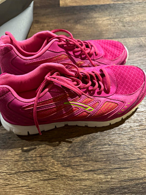 LA Gear Women's Pink Low Top Mesh Lace-Up Athletic Sneakers, Solid, LA12R8681E
