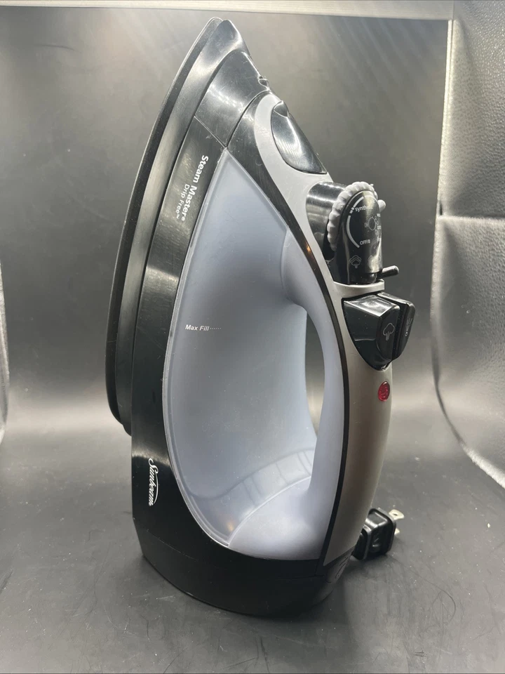 Plancha seca y vapor Sunbeam modelo 4214 1200W serie S suela antiadherente usada en excelente estado funciona Foto 2 de 4