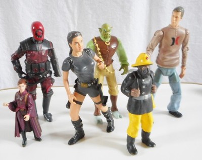 1998 ELC Hasbro Burnquist Lara Croft Star Wars Flash Gordon Quick Figuren
